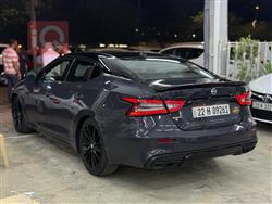 نيسان ماكسيما